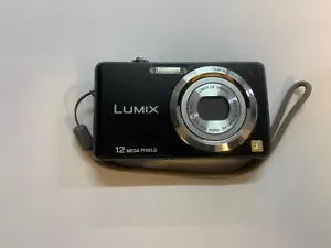 Panasonic Lumix DMC-FS9 12.1MP Digital Camera Black Tested - Picture 1 of 4