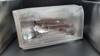 TYC 205361-00-1 for 1999-2001 FORD F-250/350/450/550 Right Headlight Foto 1 de 4