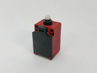 Amber 608.8103.001 Ti2-U1Z W Limit Switch - Image 1 of 4