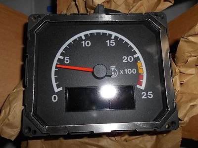 CATERPILLAR 1377616 SPEEDOMETER TACHOMETER D11R  NEW IN BOX  137-7616 - Image 1 of 4