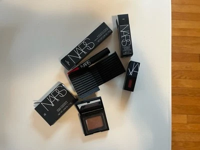 Nars Eyeshadow FEZ Velvet Matte Lip Pencil Dragon Girl Powermatte Lip Vain - Image 1 of 4