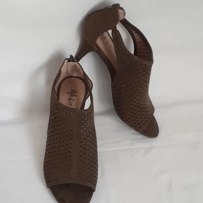 Women's Style & Co Handlee Open Toe Shootie Heels Size 7.5 Dark Green Perforated - Image 1 of 4