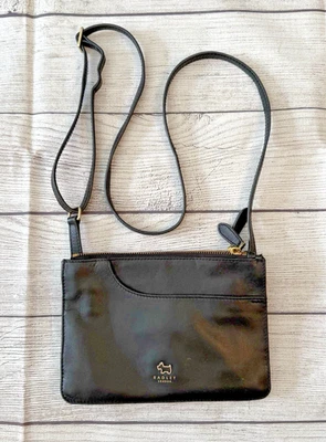 RADLEY LONDON BLACK LEATHER SMALL FLAT CROSSBODY BAG Purse - Image 1 of 4