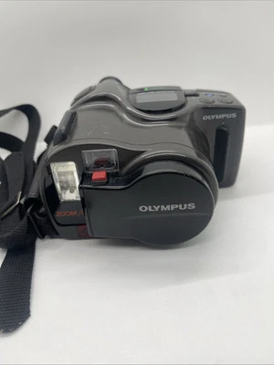 Olympus Infinity SuperZoom 330 35mm Camera - Image 1 of 4