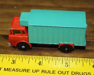 Matchbox Lesney VTG Green and Red GMC Truck moderate wear - Picture 1 of 5