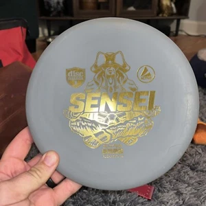 Discmania Active Sensei - 3/3/0/1 putter 174g - Picture 1 of 3