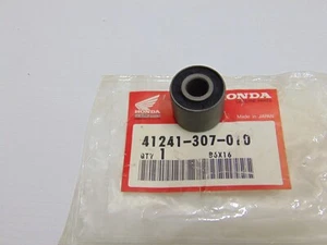 41241307010 ORIGINAL HONDA Stoßdämpferbuchse - Bild 1 von 1