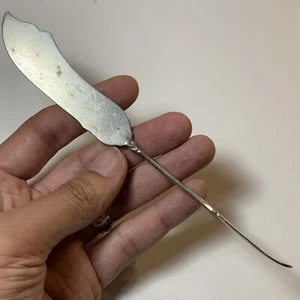Antiguo cuchillo de mantequilla de plata de Brasil mango retorcido 7 1/4" - Imagen 1 de 7