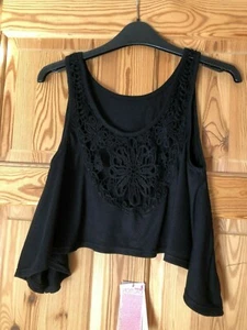 BNWT TALLY WEIJL Ladies Floral Lace Detail Cropped Floaty A Line Top Size L - Picture 1 of 5