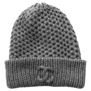 CHANEL CC Logo Cashmere Beanie - RARE! NIB - Gray One Size - Picture 1 of 10