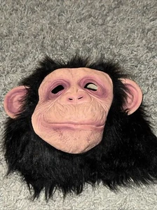 Monkey Mask - Picture 1 of 3