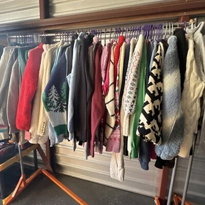 Lotto liquidazione ingrosso 60 pezzi vestiti invernali S- XL donna TUTTO NUOVO - Foto 1 di 11