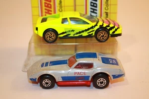 2 Vintage Matchbox Lesney Cars Ferrari Testarossa / Corvette Pace Car mit Boxen - Bild 1 von 12