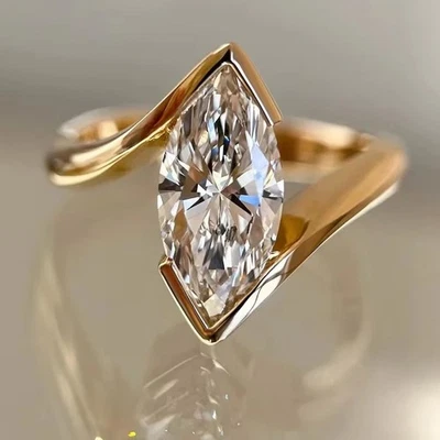 2.5 CT IGI Certified Marquise Lab Grown E VVS2 Diamond 14k Gold Engagement Ring - Image 1 of 4