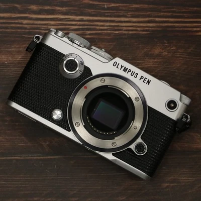 OLYMPUS PEN-F Body Silver Shuttercount 18717 [Excellent+5] #5874 - Image 1 of 4