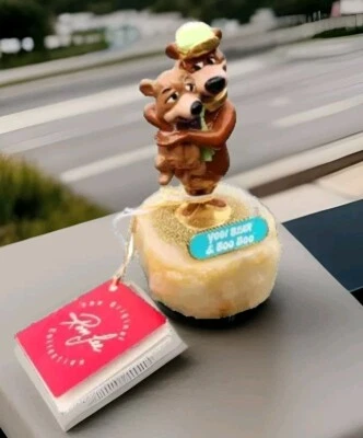 Vtg RON LEE HANNA Barbera (SIGNED) Yogi Bear & Boo Boo 1993 - Image 1 of 4