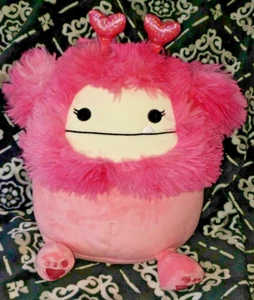 SQUISHMALLOW 11" Caparinne the Pink Bigfoot VALENTINES 2023 NWT KELLYTOY HTF - Bild 1 von 7