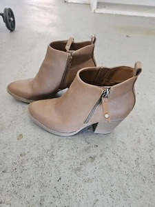 Womens Brown Booties 6.5 - Picture 1 of 7