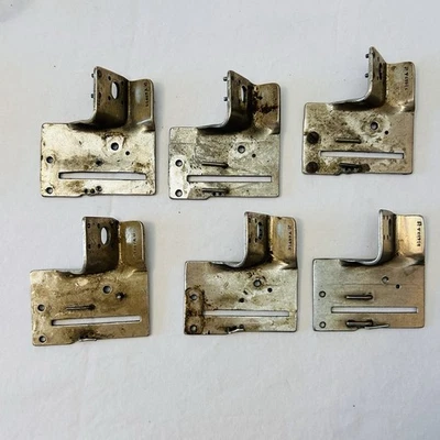 *USADO* 51457A-UNION ESPECIAL-ESCUDO DE RECOGIDA Faltan piezas/ganchos ver fotos leer Foto 1 de 4