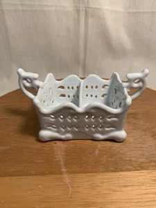White Porcelain Divided Sweetener Holder Or Tea Bag Holder With Dragon Handles - Picture 1 of 6