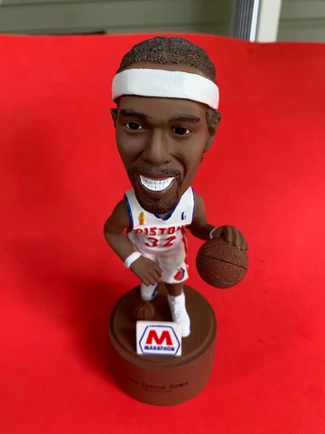 RICHARD HAMILTON DETROIT PISTONS TALKING BOBBLEHEAD NIB "YRS SIR,YES SIR" Cover
