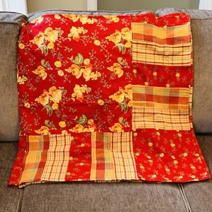 VTG Lasting Impressions Victorian Heart Patchwork Floral Square Tablecloth 62” - Picture 1 of 9