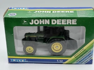 Tractor John Deere ERTL 5580 con enganche de 3 puntos (escala 1:32) - Imagen 1 de 6