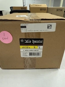 SCH1 GE SPECRA CIRCUIT BREAKER FLANGE HANDLE ASSY AND MECHANISM N12/3R - Picture 1 of 3