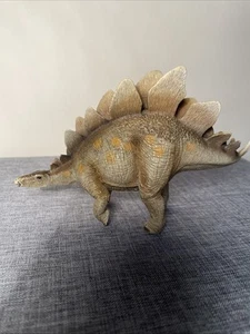 Schleich Stegosaurus Dinosaur Figure - Picture 1 of 5