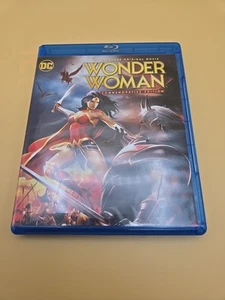 DCU: Wonder Woman-Commemorative Edition Mfv (Blu-ray) - Foto 1 di 4