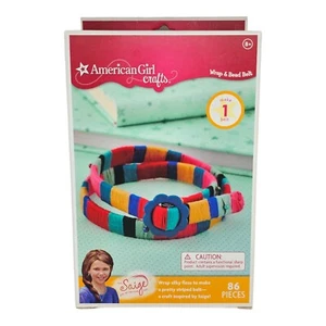 Kit artesanal American Girl Saige abrigo y cinturón de cuentas nuevo en paquete - Imagen 1 de 3