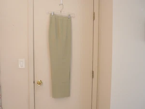 New JOSEPHINE CHAUS Olive Green 100% Silk Straight Legs Lined Dress Pants Size 8 - Picture 1 of 3
