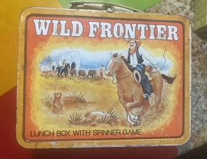 Vintage 1977 Wild Frontier metal lunch box with spinning game - Picture 1 of 8