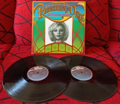 RAFFAELLA CARRA ** Recuerdos De Oro ** VERY SCARCE 1981 SPAIN GATEFOLD 2-LP SET - Image 1 of 4