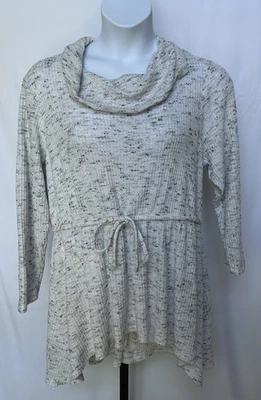 Top de punto Lane Bryant para mujer talla 18/20 con cordones medios. Foto 1 de 4