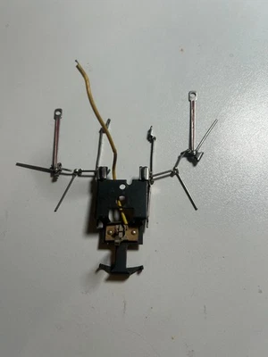 Märklin H0 HR 800 Gestänge-Träger-Platte mit Gestängen - Bild 1 von 2