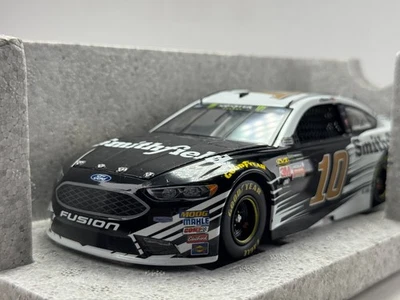 Ford Fusion NASCAR 200/457 Lionel Aric Almirola Smithfield Monster Energy 2018 Foto 1 de 4