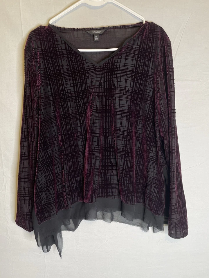 Simply Vera Wang Womens Size Large Petite Burnout Velvet Long Sleeve Blouse 2367 - Image 1 of 4