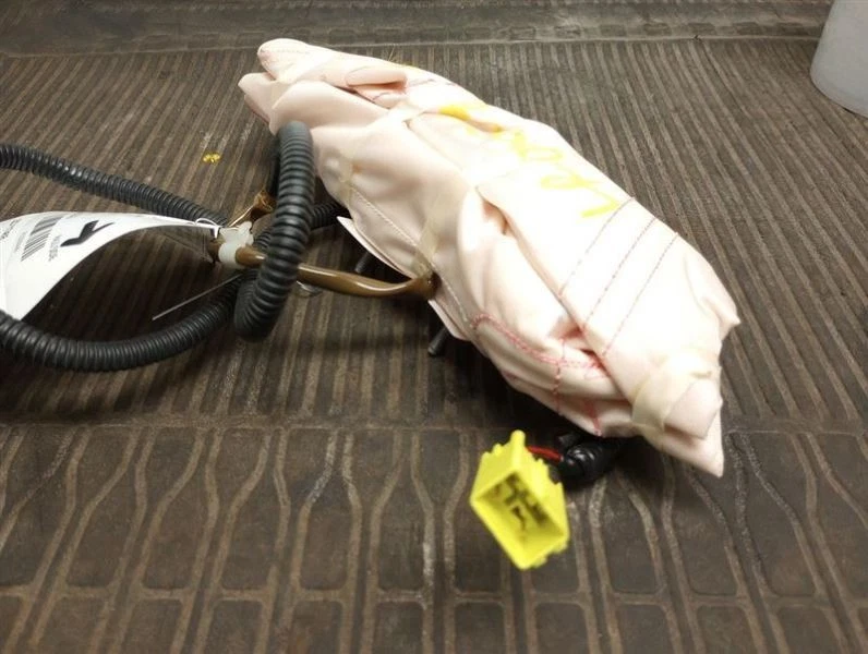 Asiento de pasajero con bolsa de aire derecha para 17 MAZDA 6 2906449 Foto 1 de 4