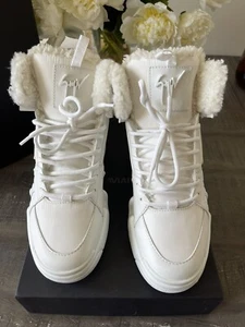 GIUSEPPE ZANOTTI - Damen-Winterstiefel aus weißem Leder und Naturfell. Größe 37 - Bild 1 von 6
