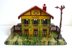 TRAINS ANCIENS JEP ÉCHELLE "O" GARE TÔLE 23x14 cm 1922/28 TRÈS BON ÉTAT - Imagen 1 de 7
