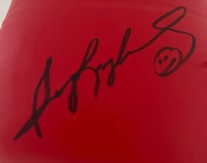 SUGAR RAY LEONARD AUTOGRAPHED SIGNED BOXING GLOVE RSA CERTIFIED - Picture 1 of 7