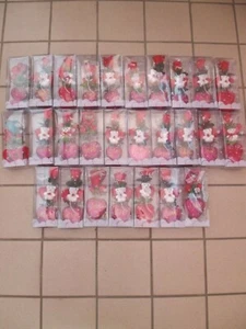 Restposten 100 Stk. Kunstblumen mit Herz Künstliche Blumen Bär Sonderposten Neu - Bild 1 von 1