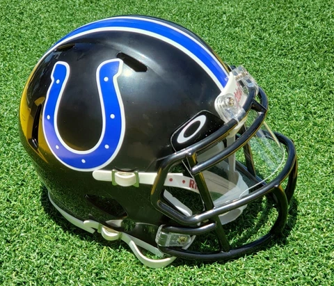 INDIANAPOLIS COLTS BLACK 2023 ALTERNATE FOOTBALL MINI HELMET WITH VISOR Cover