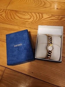 Seiko Rivoli Women's Quartz Watch Special Vintage - Picture 1 of 4