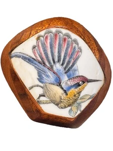 Vintage Wood Framed Porcelain Hummingbird Brooch Pendant Wearable Art - Picture 1 of 6