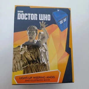 RP Minis Ser.: Doctor Who: Light-Up Weeping Angel and Illustrated Book - Picture 1 of 6