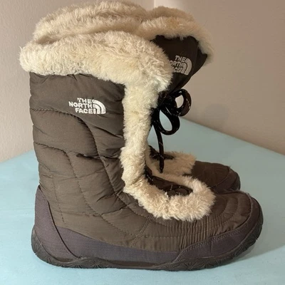 The NORTH FACE Women's Nuptse Boot Waterproof Goose Down Brown Quilted Sz 9 EU40 - Image 1 of 4