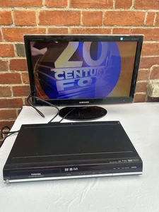 Grabadora de DVD 1080p Toshiba D-R17DT-K-TB FREEVIEW FUNCIONANDO - Imagen 1 de 16