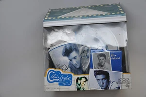 BRAND NEW!SET BLUE CHRISTMAS ELVIS PRESLEY Collection Photograph COCOA MUG&PLATE - Picture 1 of 3